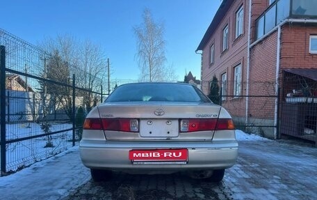 Toyota Camry, 2001 год, 300 000 рублей, 4 фотография