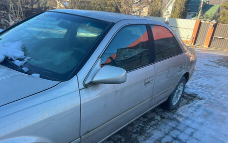 Toyota Camry, 2001 год, 300 000 рублей, 7 фотография