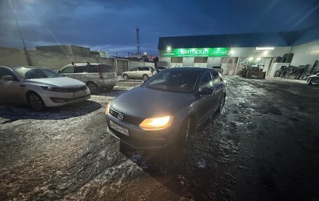 Volkswagen Jetta VI, 2013 год, 950 000 рублей, 14 фотография