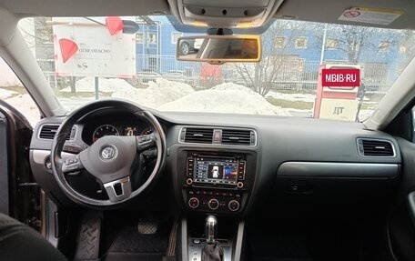 Volkswagen Jetta VI, 2013 год, 1 260 000 рублей, 12 фотография