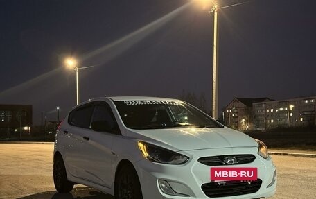 Hyundai Solaris II рестайлинг, 2014 год, 950 000 рублей, 6 фотография