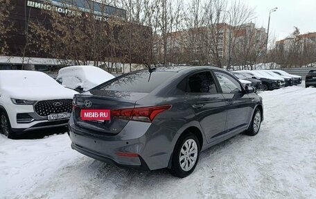 Hyundai Solaris II рестайлинг, 2018 год, 1 570 000 рублей, 5 фотография