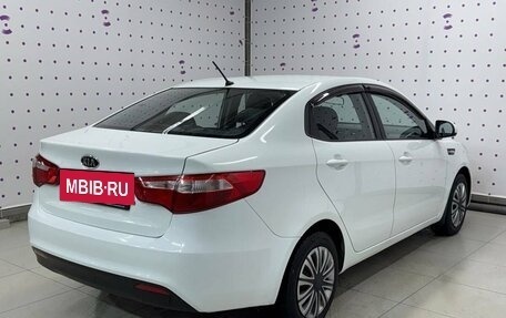 KIA Rio III рестайлинг, 2012 год, 700 000 рублей, 2 фотография