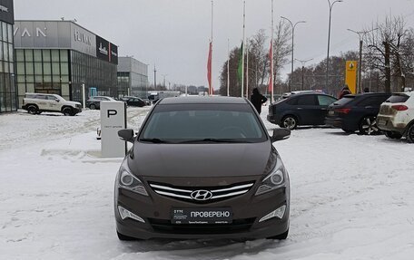 Hyundai Solaris II рестайлинг, 2015 год, 1 029 800 рублей, 2 фотография