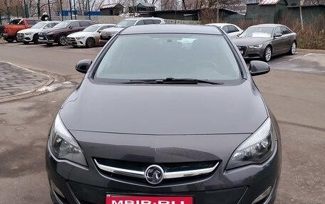 Opel Astra J, 2014 год, 890 000 рублей, 1 фотография