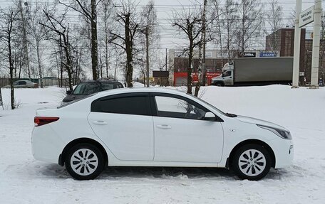 KIA Rio IV, 2018 год, 1 495 000 рублей, 5 фотография