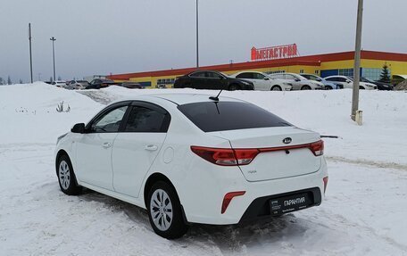 KIA Rio IV, 2018 год, 1 495 000 рублей, 8 фотография