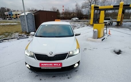 Skoda Rapid I, 2018 год, 1 200 000 рублей, 5 фотография