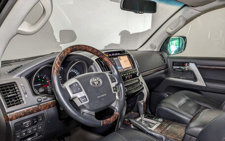 Toyota Land Cruiser 200, 2014 год, 4 850 000 рублей, 16 фотография