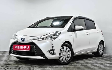 Toyota Vitz, 2017 год, 1 230 000 рублей, 2 фотография