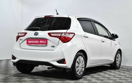 Toyota Vitz, 2017 год, 1 230 000 рублей, 5 фотография