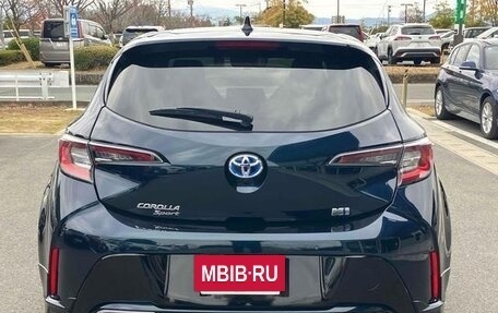 Toyota Corolla, 2021 год, 1 598 000 рублей, 3 фотография