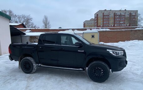 Toyota Hilux VIII, 2019 год, 3 600 000 рублей, 4 фотография