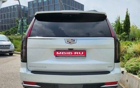 Cadillac Escalade V, 2022 год, 12 180 000 рублей, 5 фотография