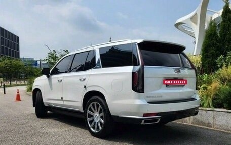 Cadillac Escalade V, 2022 год, 12 180 000 рублей, 4 фотография