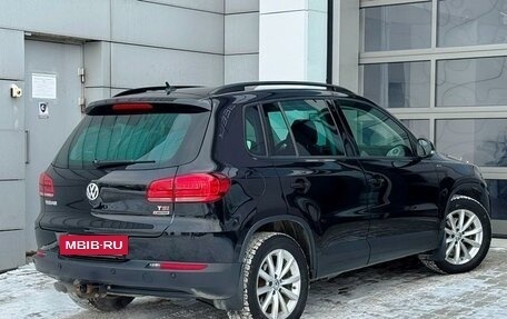 Volkswagen Tiguan I, 2015 год, 1 548 000 рублей, 2 фотография