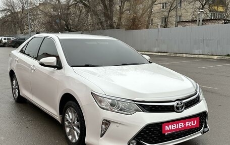 Toyota Camry, 2017 год, 1 850 000 рублей, 13 фотография