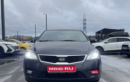 KIA cee'd I рестайлинг, 2011 год, 670 000 рублей, 1 фотография