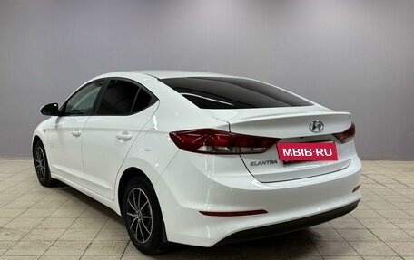 Hyundai Elantra VI рестайлинг, 2016 год, 1 260 000 рублей, 7 фотография