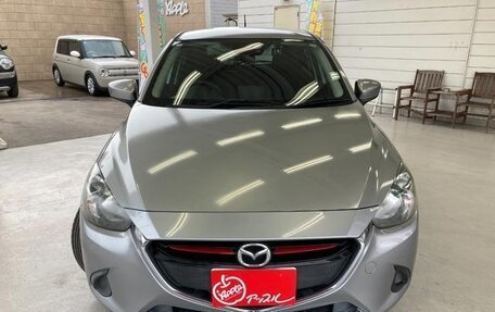 Mazda Demio IV, 2014 год, 832 000 рублей, 2 фотография