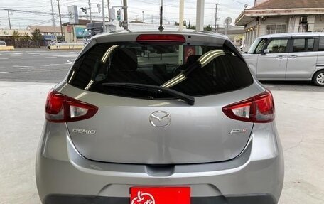 Mazda Demio IV, 2014 год, 832 000 рублей, 7 фотография