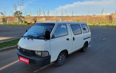 Toyota Town Ace III, 1993 год, 205 000 рублей, 1 фотография