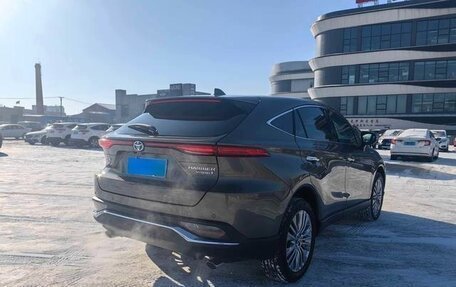 Toyota Harrier, 2022 год, 3 987 000 рублей, 5 фотография