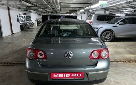 Volkswagen Passat B6, 2006 год, 600 000 рублей, 4 фотография