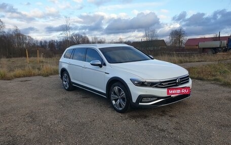 Volkswagen Passat B8 рестайлинг, 2020 год, 4 400 000 рублей, 11 фотография