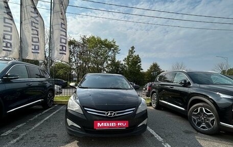 Hyundai Solaris II рестайлинг, 2015 год, 860 000 рублей, 3 фотография