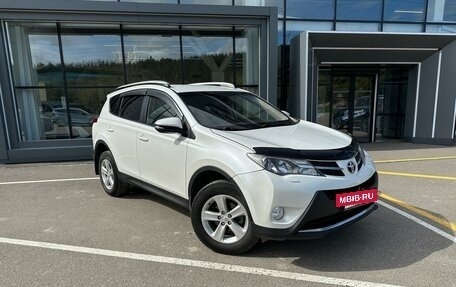 Toyota RAV4, 2014 год, 2 030 000 рублей, 2 фотография