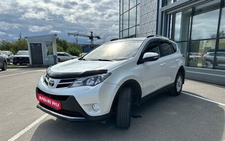 Toyota RAV4, 2014 год, 2 030 000 рублей, 4 фотография