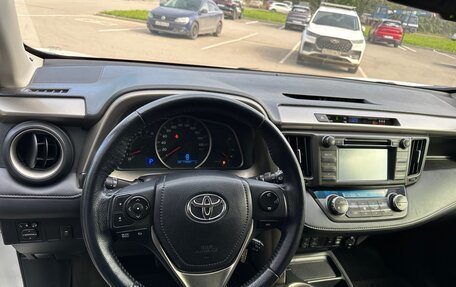 Toyota RAV4, 2014 год, 2 030 000 рублей, 16 фотография