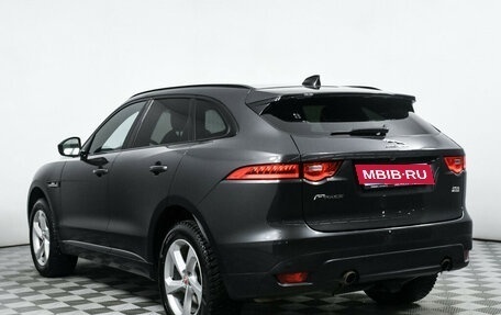 Jaguar F-Pace, 2019 год, 3 990 000 рублей, 1 фотография