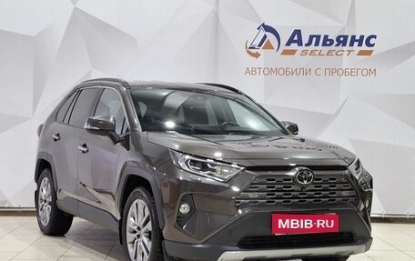 Toyota RAV4, 2021 год, 3 800 000 рублей, 1 фотография