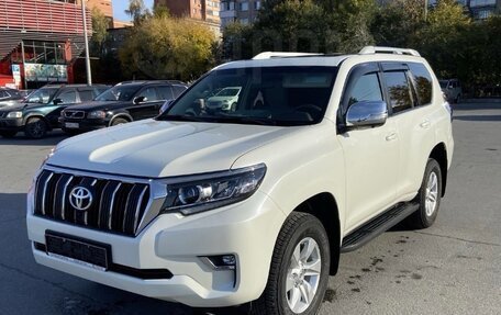 Toyota Land Cruiser Prado 150 рестайлинг 2, 2020 год, 5 750 000 рублей, 32 фотография