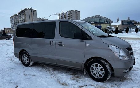 Hyundai H-1 II рестайлинг, 2011 год, 1 391 000 рублей, 9 фотография