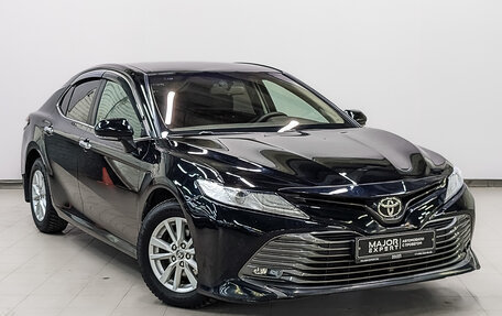 Toyota Camry, 2021 год, 2 730 000 рублей, 3 фотография