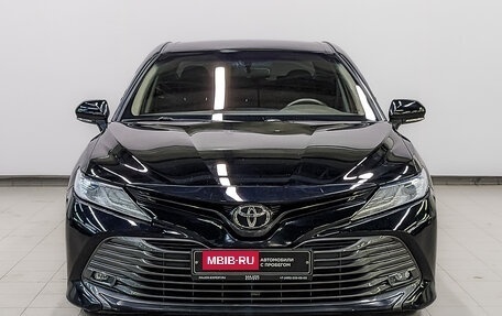 Toyota Camry, 2021 год, 2 730 000 рублей, 2 фотография