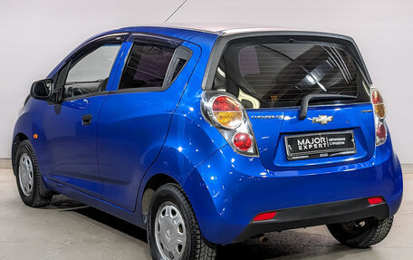 Chevrolet Spark III, 2011 год, 575 000 рублей, 7 фотография