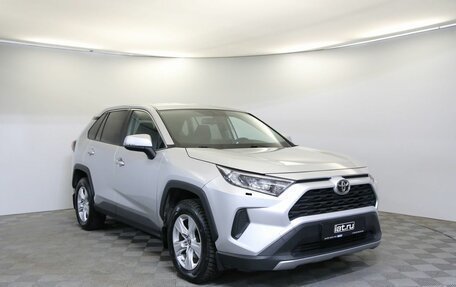 Toyota RAV4, 2020 год, 3 045 000 рублей, 3 фотография