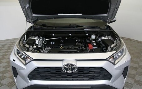 Toyota RAV4, 2020 год, 3 045 000 рублей, 11 фотография