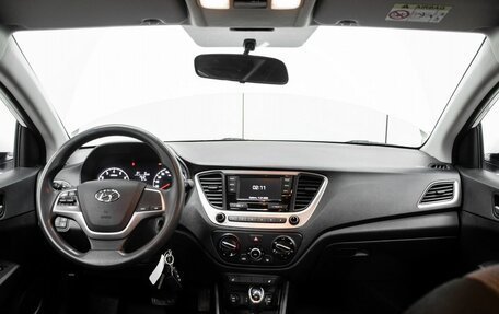 Hyundai Solaris II рестайлинг, 2018 год, 1 336 700 рублей, 13 фотография