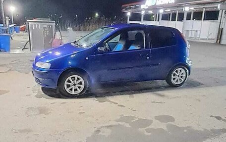 Fiat Punto III Punto Evo рестайлинг, 2000 год, 330 000 рублей, 16 фотография