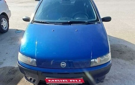 Fiat Punto III Punto Evo рестайлинг, 2000 год, 330 000 рублей, 14 фотография