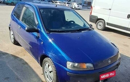 Fiat Punto III Punto Evo рестайлинг, 2000 год, 330 000 рублей, 15 фотография