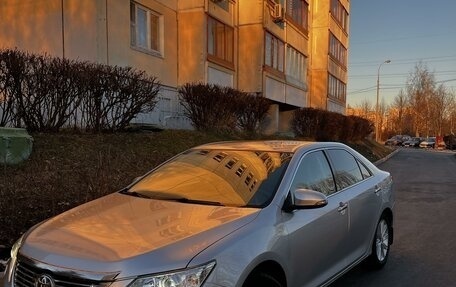 Toyota Camry, 2013 год, 1 700 000 рублей, 2 фотография