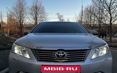 Toyota Camry, 2013 год, 1 700 000 рублей, 4 фотография