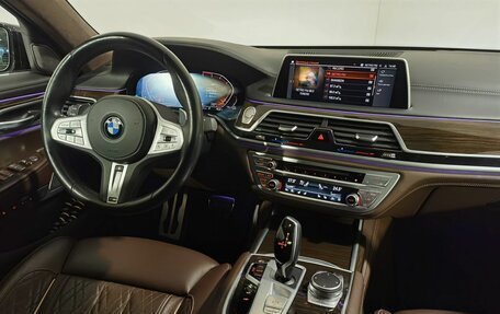 BMW 7 серия, 2021 год, 9 100 000 рублей, 18 фотография