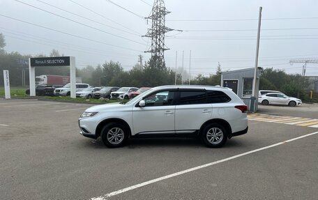 Mitsubishi Outlander III рестайлинг 3, 2015 год, 1 780 000 рублей, 6 фотография